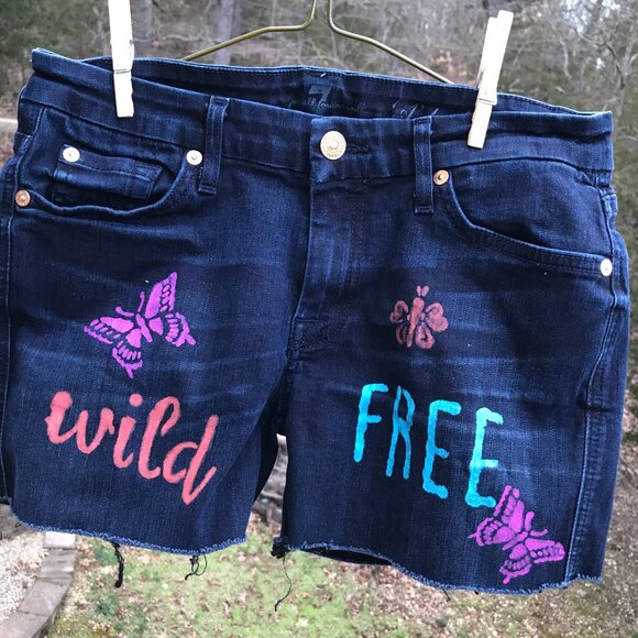 Upcycled 7 For All Mankind Fringy Painted Cutoffs, Wild Free, Size 28 Waist - Picture 10 of 10